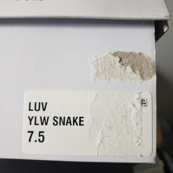 Steve Madden Luv Yellow Snake Platform Stiletto Buckle Open Toe Heels. Sz 7.5 - Picture 11 of 11